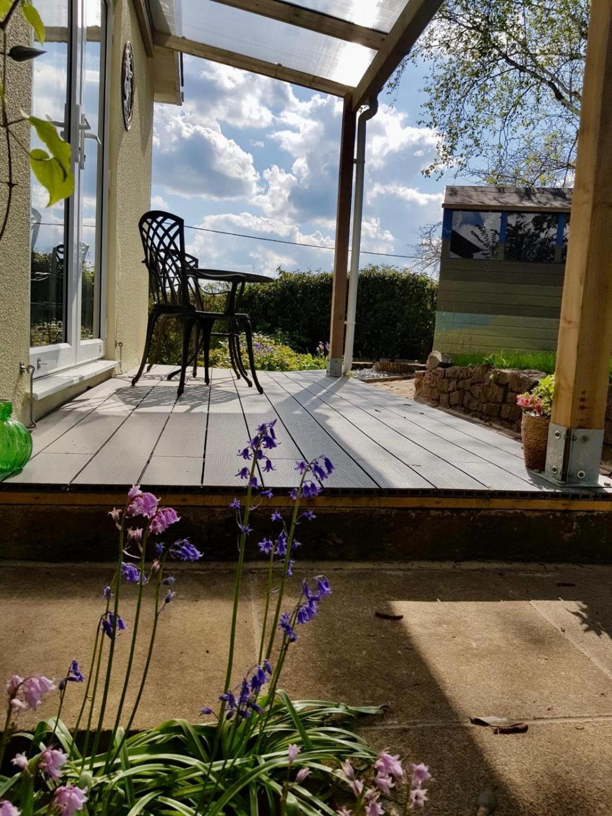 Sundial Cottage Ньютон Эбэт Экстерьер фото