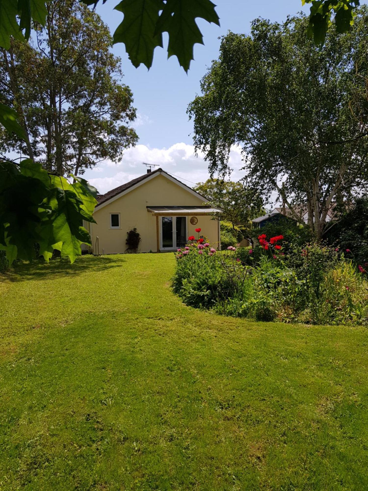 Sundial Cottage Ньютон Эбэт Экстерьер фото